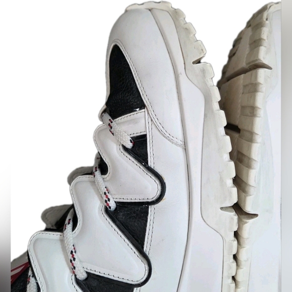 Louis Vuitton White & Black LV Run Away Sneakers - Picture 11 of 16